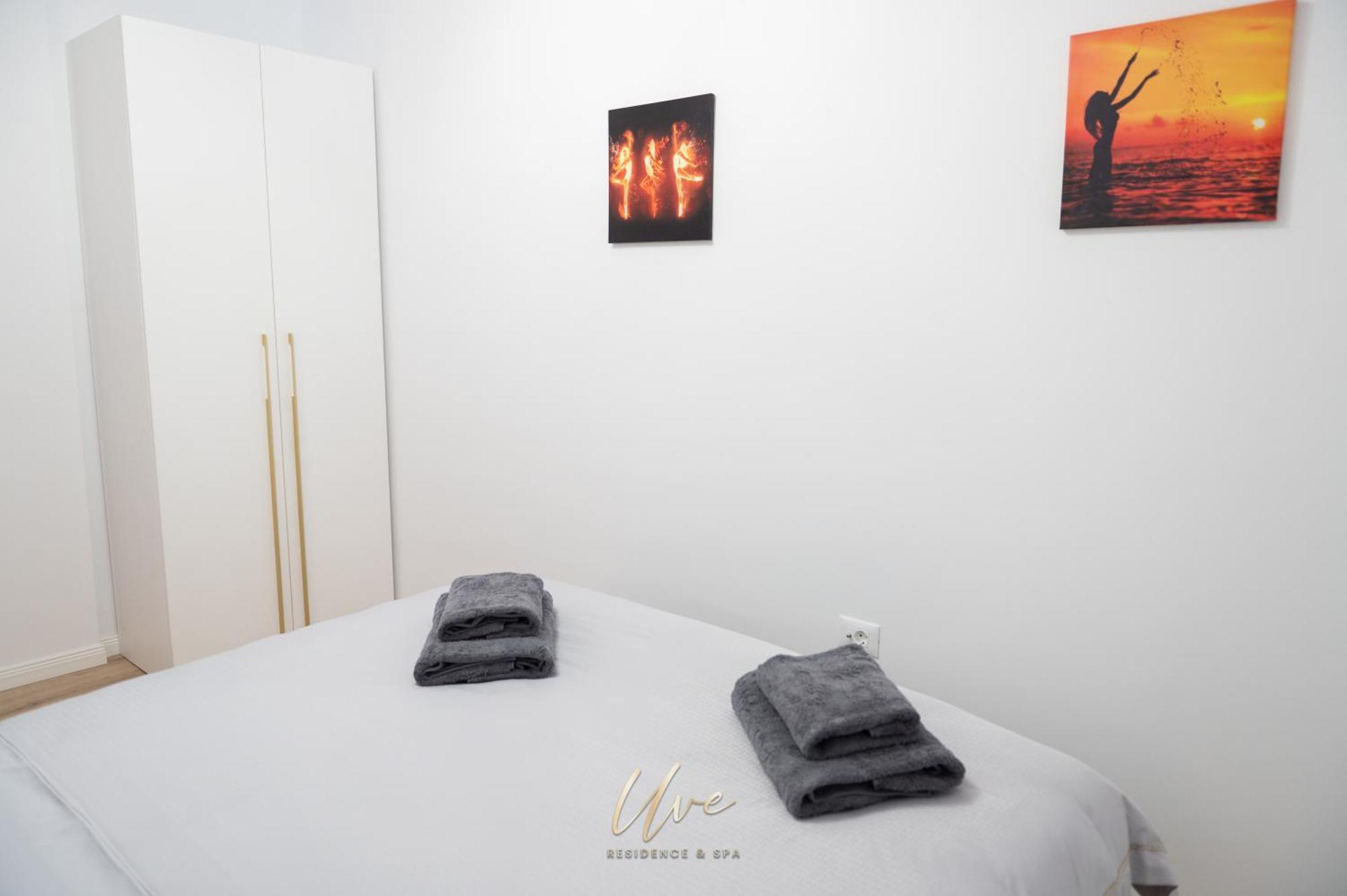 Uve Residence & Spa Piatra Neamţ Exterior foto