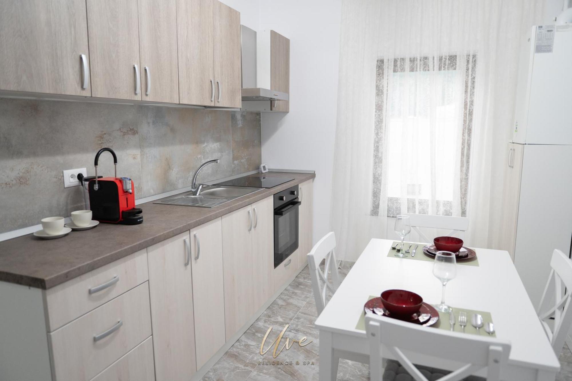 Uve Residence & Spa Piatra Neamţ Exterior foto