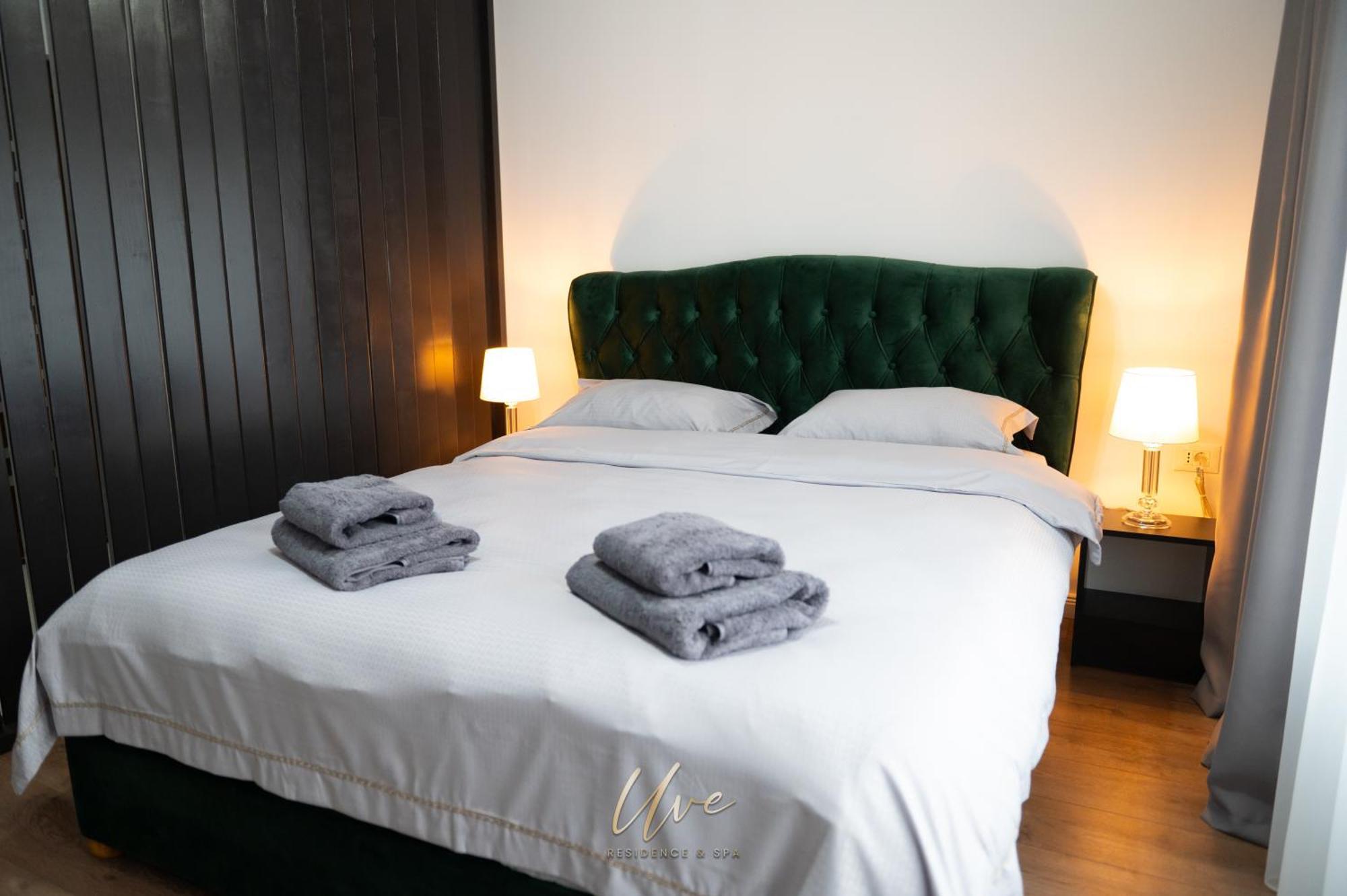 Uve Residence & Spa Piatra Neamţ Exterior foto