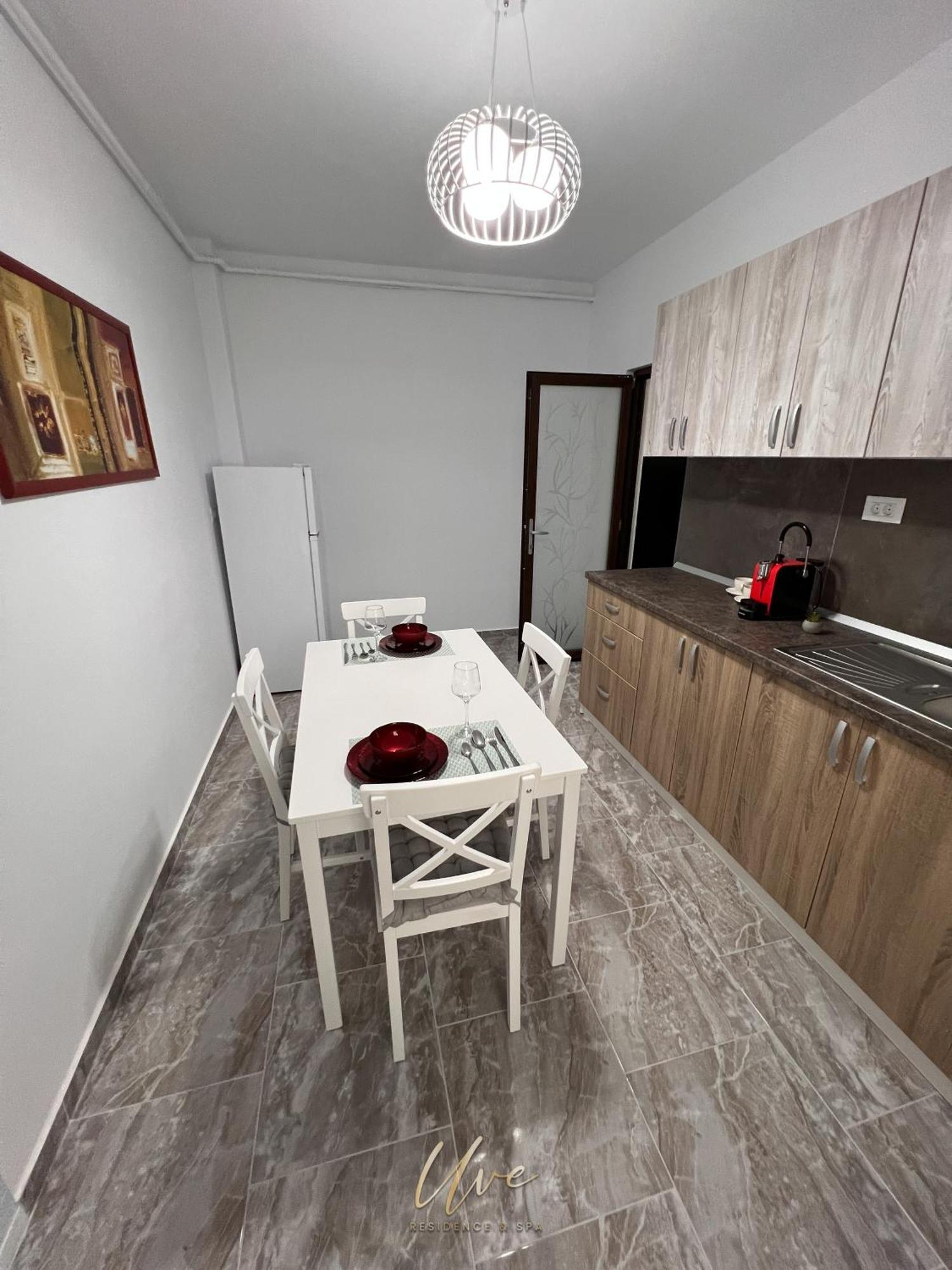 Uve Residence & Spa Piatra Neamţ Exterior foto