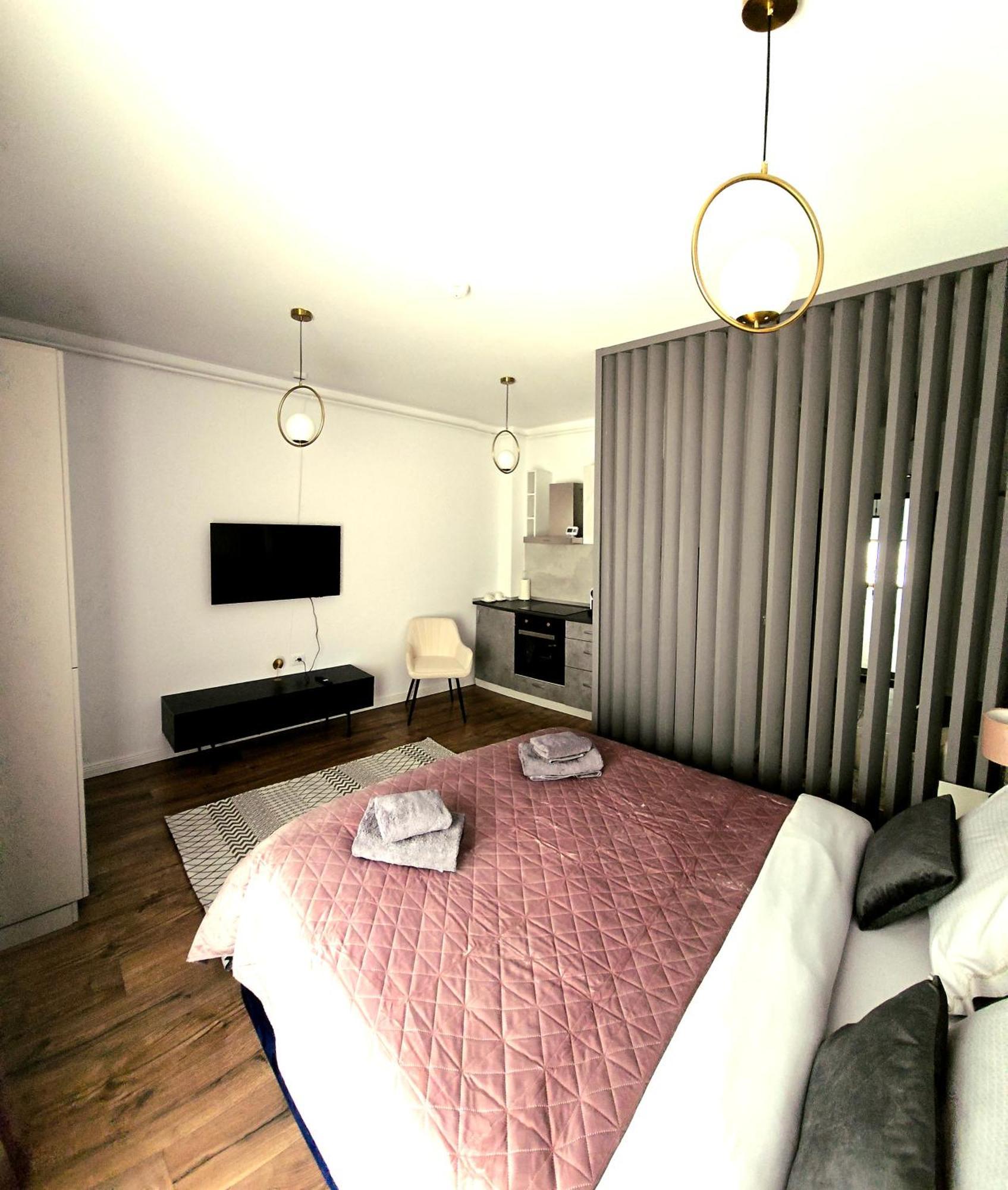 Uve Residence & Spa Piatra Neamţ Cameră foto