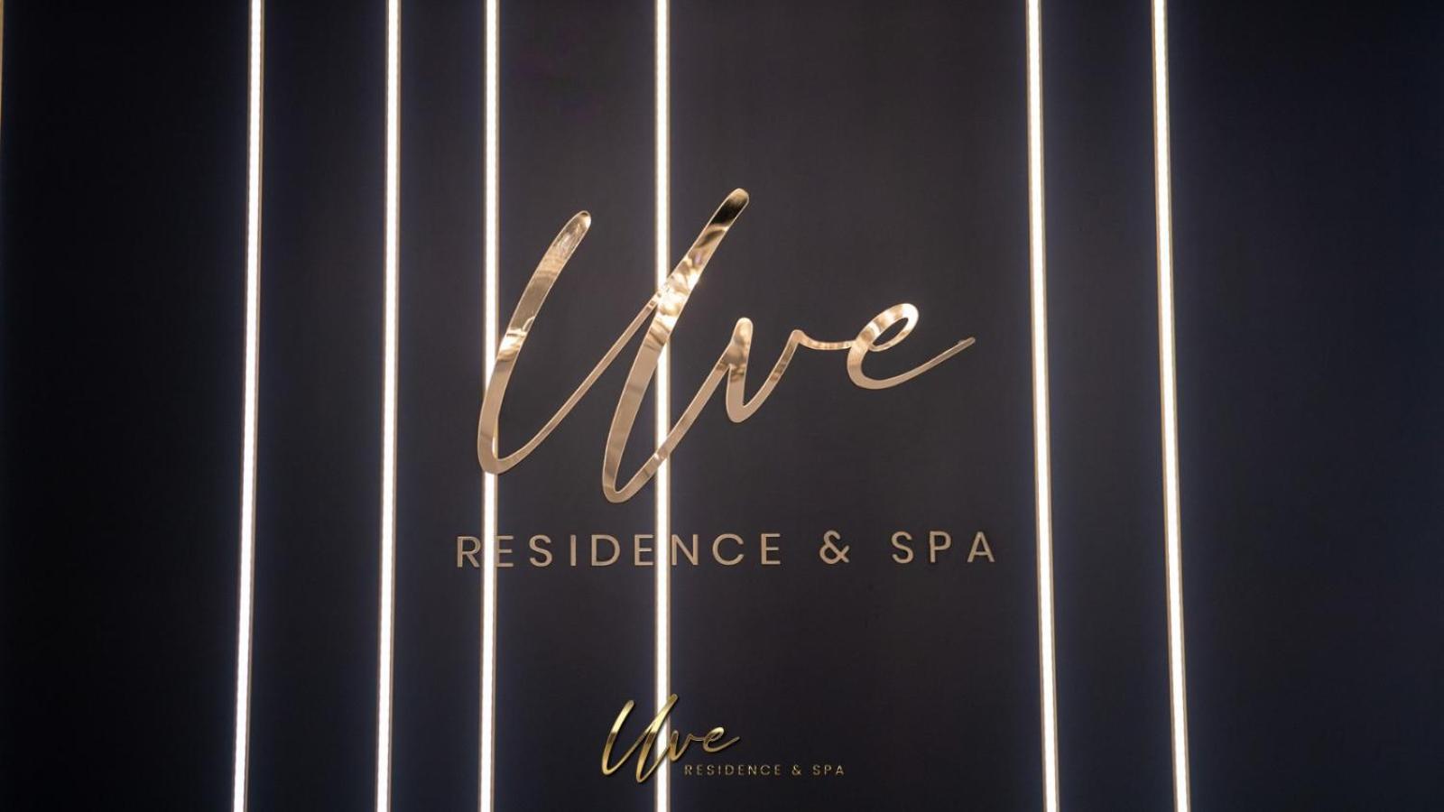 Uve Residence & Spa Piatra Neamţ Exterior foto